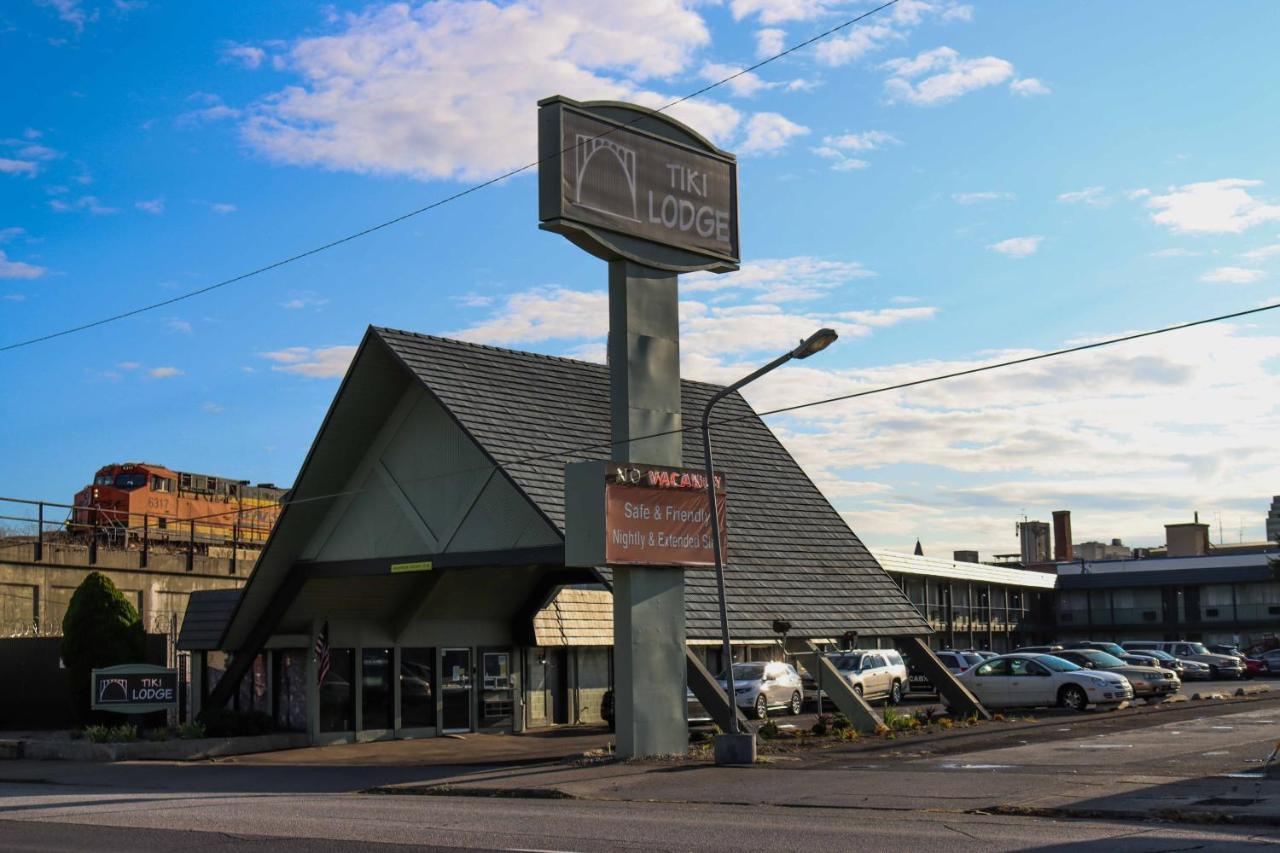 Tiki Lodge Motel スポーケン エクステリア 写真