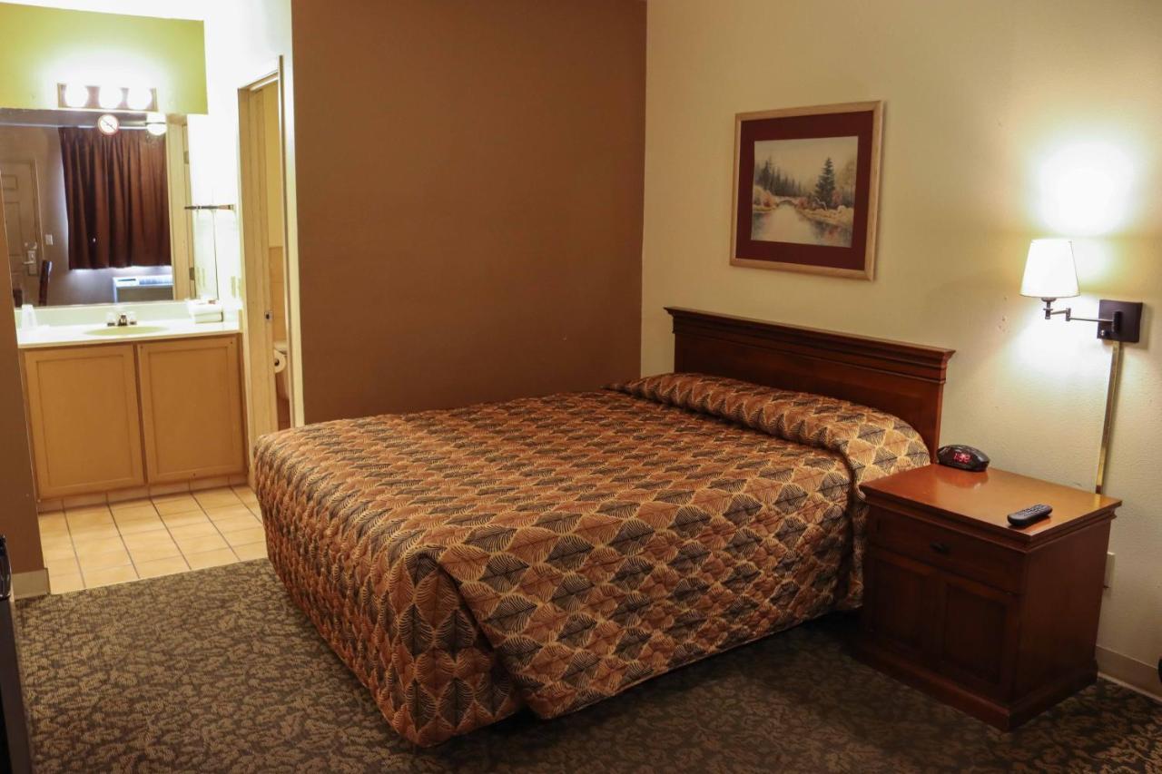 Tiki Lodge Motel スポーケン エクステリア 写真