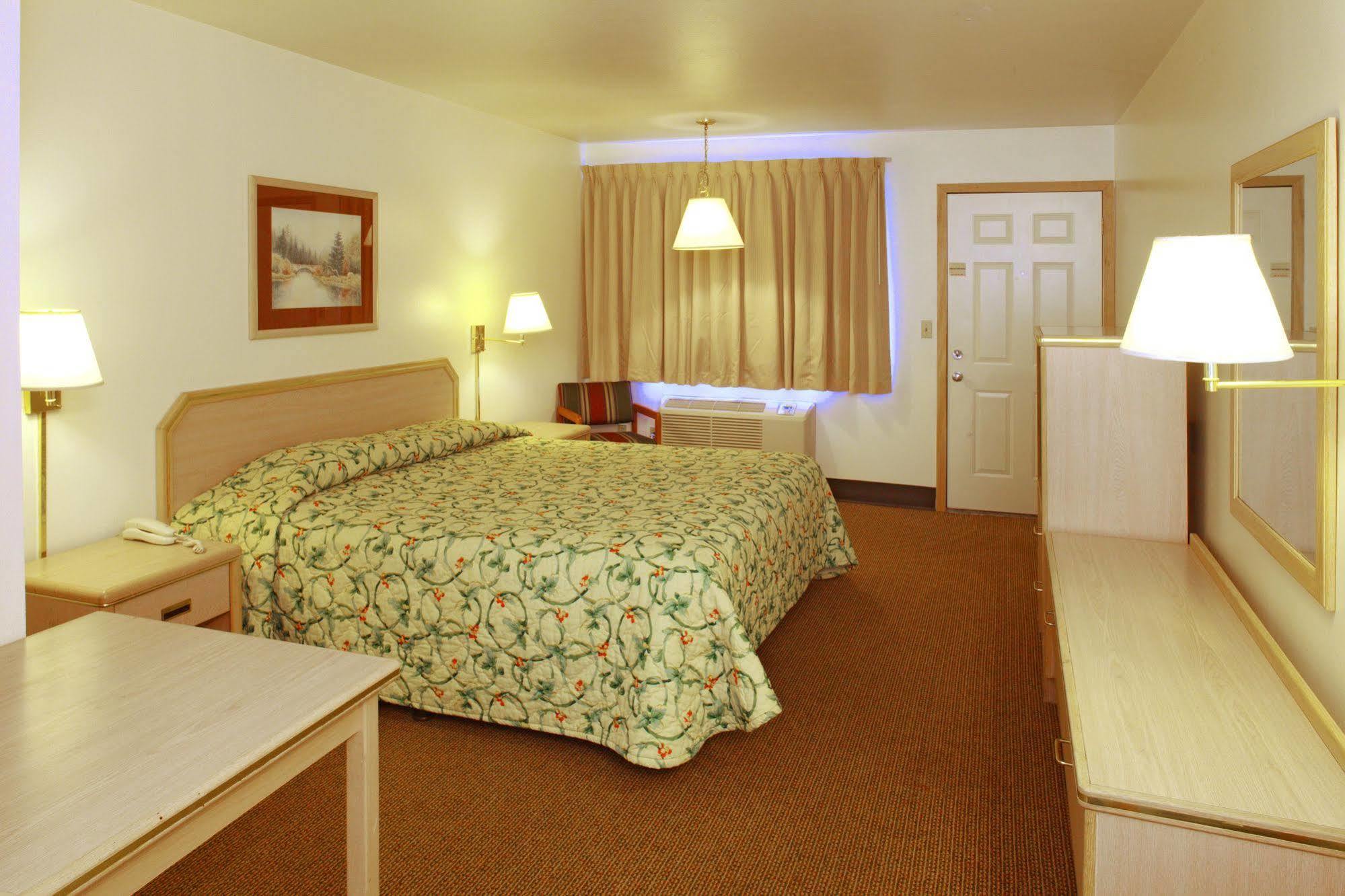 Tiki Lodge Motel スポーケン エクステリア 写真