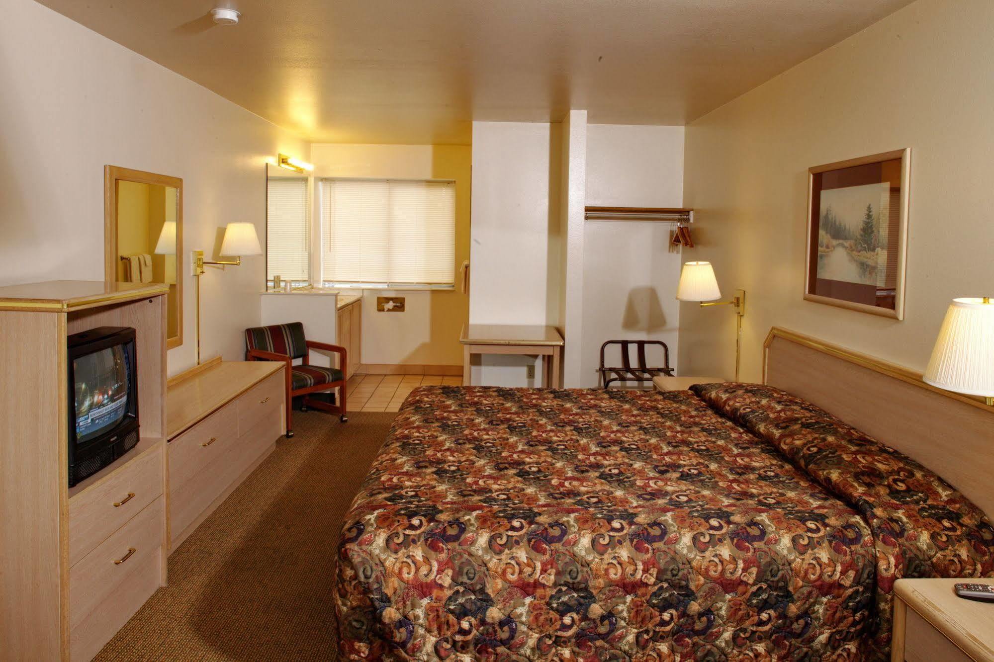 Tiki Lodge Motel スポーケン エクステリア 写真